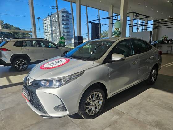 TOYOTA YARIS 1.5 16V FLEX SEDAN XS MULTIDRIVE